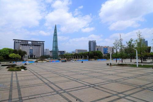 世纪广场最新爆料,揭秘神秘项目背后的惊人真相